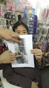 小学生文具店偷东西家长不管 老板贴“小偷”照片