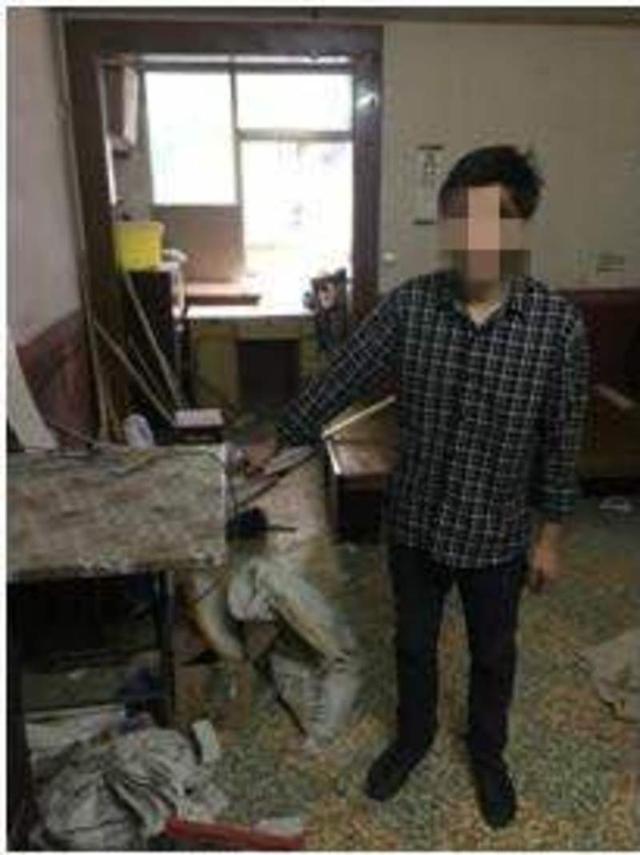 主人几天没回家 陌生人住进房子还变卖家电……