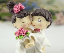男子结婚纪念日未准备礼物  却拿出记账本让老婆很懵
