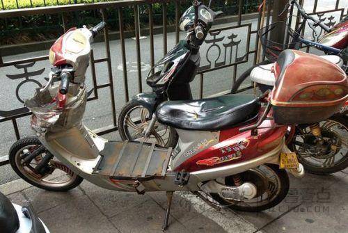 电动车没上锁不见了  发了个朋友圈又找到了