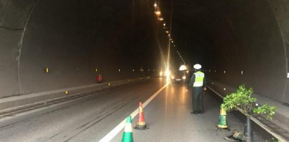 脱保又脱审 驾驶员损失惨重