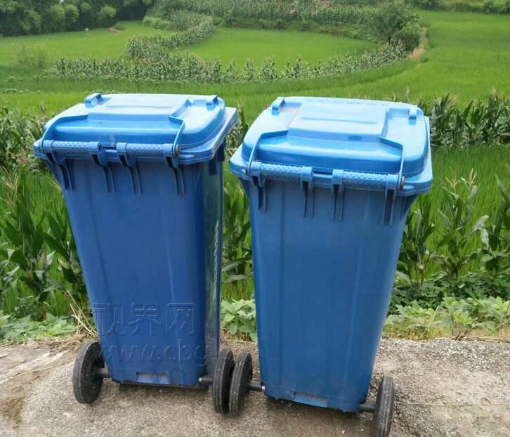 田坎边的“小蓝桶” 背后有这样的故事