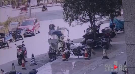 电动车接连被盗 受害者都忽视一个问题