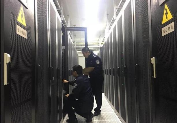 《公安机关互联网安全监督检查规定》昨起施行，重庆公安机关执法查处本市首案