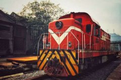 唯美火车头 让“好基友”的画风都浪漫了起来