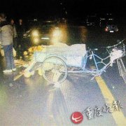 司机开车看微信致车祸伤人 弃车逃逸