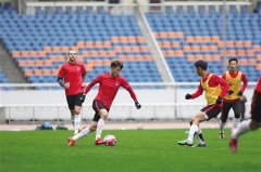 力帆明日收队冬训 部分球员去留明朗  转会申请获批准 王栋离队在即？