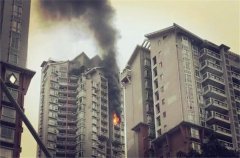 九龙坡直港大道上江城小区内发生一起高层火灾