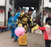 非洲“包公”涪陵闹元宵