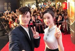 《大唐荣耀》任嘉伦舒畅现身重庆 场面火爆人山人海