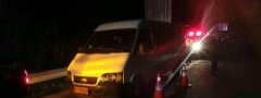 “十七座”冒充“七座”客车 原是车检超期怕被罚