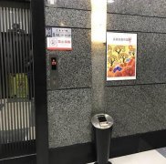 重庆现奇葩电梯
