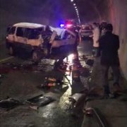 重庆发生一车祸致3死9伤