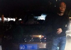男子酒驾弃车逃跑被抓后  自称夜跑爱好者