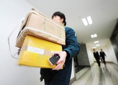 一季度每重庆人收2个多快递 异地快递仍＂打主力＂