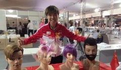  重庆23岁剪发妹成副教授 享国务院津贴