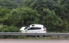 男子种完地又跑去上班 结果高速上打盹出事了