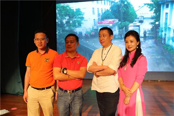 重庆本土电影《中国警花》昨日在渝开机