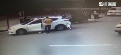 男子拿生命搭讪女司机 “你这个女娃儿好乖哦”