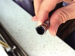 7号电池突然爆炸 或因买到假冒产品