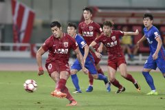 力帆2:3遭上港绝杀  两度扳平两度被反超