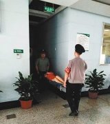 孕妇产检没吃早饭 途中因低血糖晕倒