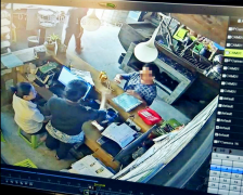 同一个手法半个小时 骗了同城两家店百来块