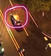 女子过马路被车撞 司机肇事迅速逃逸