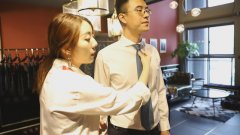 重庆美女辞掉国企工作 当小裁缝