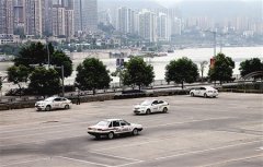 “史上最严驾考新规”施行 首考后学员教练怎么说？