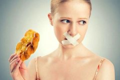 女白领节食减肥竟然胖了 原来患上了这种不易察觉的病