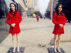 重庆现美女迎宾机器人 外形逼真与人无异