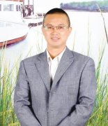 男子替牺牲战友默默尽孝 叫了20年妈