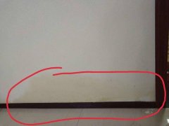 新房漏水祸及邻居  对方上门索赔装修工人却不露面