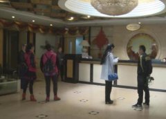 解放碑这家酒店很“霸道” 拖欠房东租金还不退房