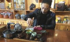 合川男子自费几万去做“爱心茶” 免费供路人喝