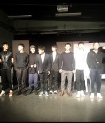 王俊凯被公开称赞 这样穿裤子你怎么看