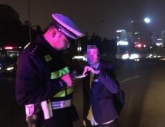 她本想卖手游账号挣300元  谁料被骗了5100元