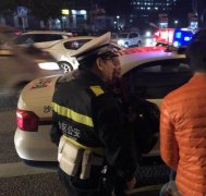 不想给孩子添麻烦 老人迷路也不打电话求助