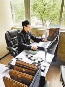 西南大学学生用新媒体创业 年收入近500万元