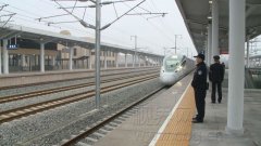 元旦火车票明天起开售 车票预售期恢复30天