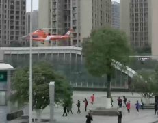 重庆完成首次陆水空立体医学救援演练