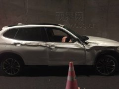 任性女司机 酒驾上高速酿意外