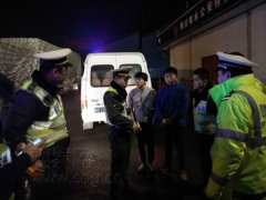 两学生欲步行高速路回邻水 走了9小时还在重庆