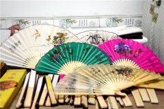 重庆现绸扇古画谱 精彩演绎临江绸扇前世今生