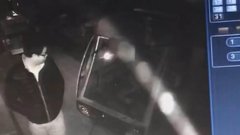 窃贼连续作案 民警视频寻迹斩贼手