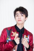 王俊凯微博转发量再破亿  史上唯一3条微博转发过亿艺人