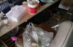 外卖哥送错早餐  女子吃后拒付款