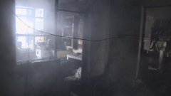 垫江一居民家中起火 火苗从窗户蹿出