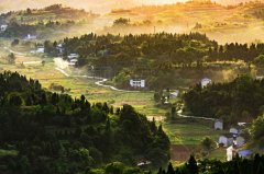 农村公路铺就幸福“民生路”